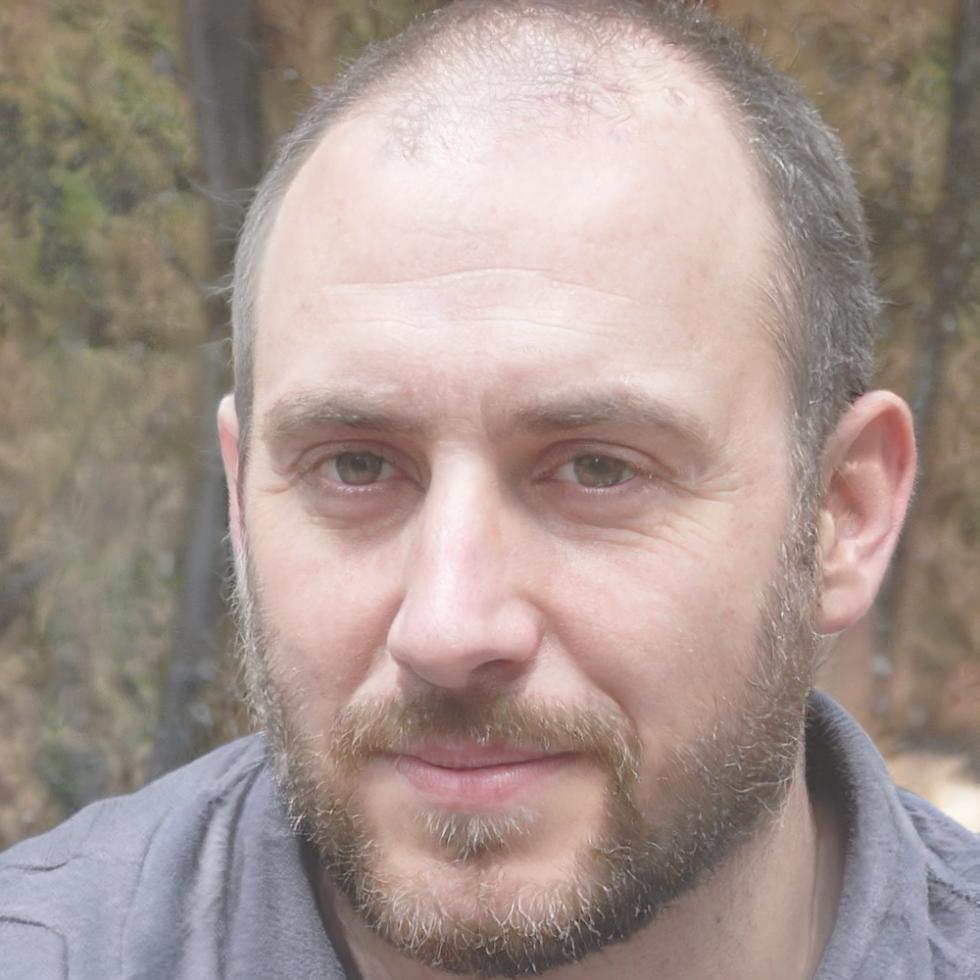 Marco Santini, esperto SEO e content strategist